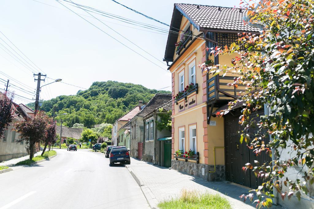 ホテルCasa Cu Cerdac シギショアラ エクステリア 写真