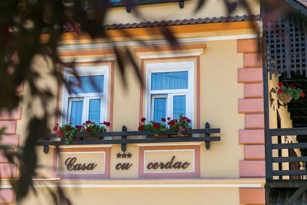 ホテルCasa Cu Cerdac シギショアラ エクステリア 写真